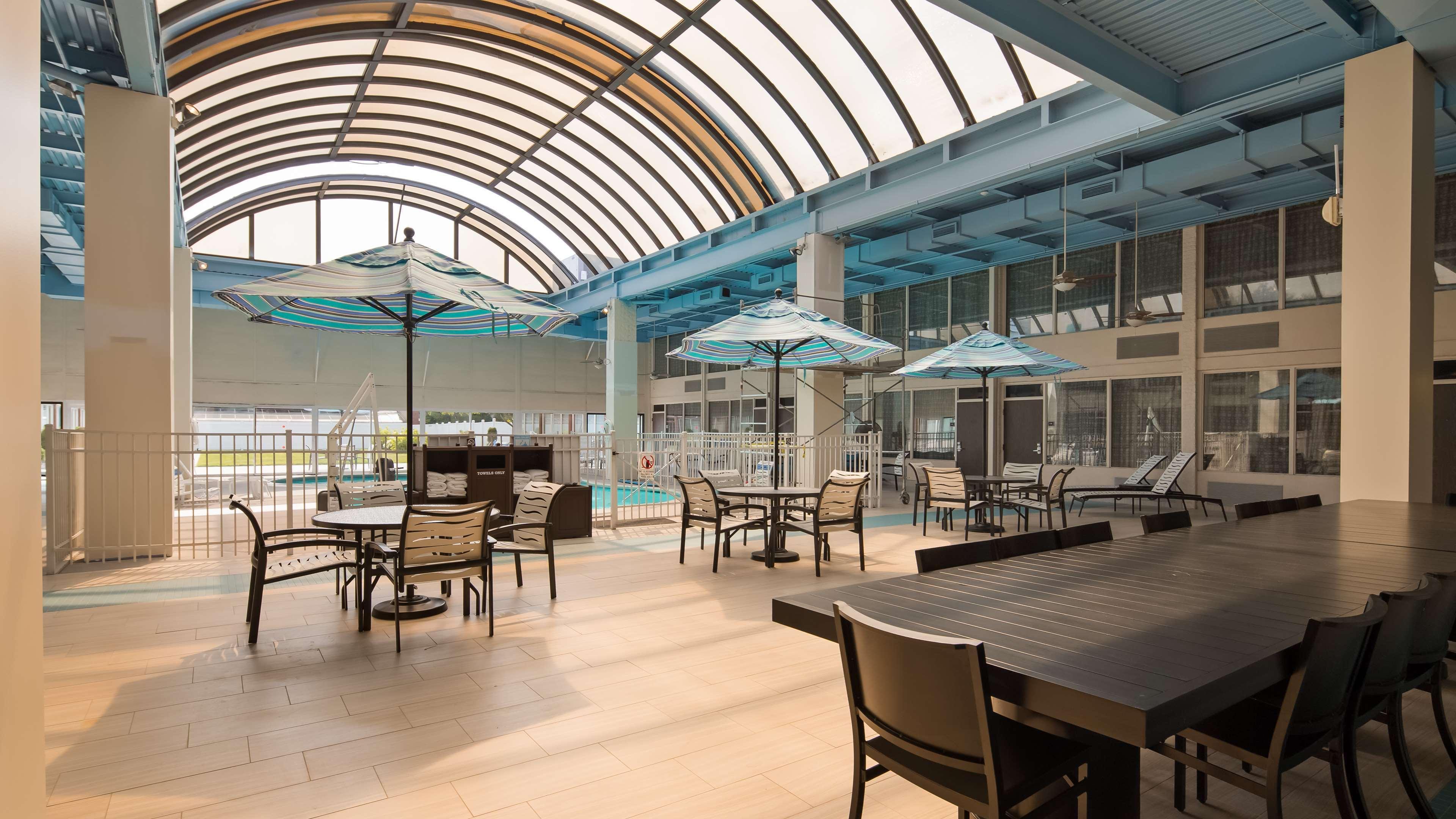 Albany Airport Inn Екстер'єр фото