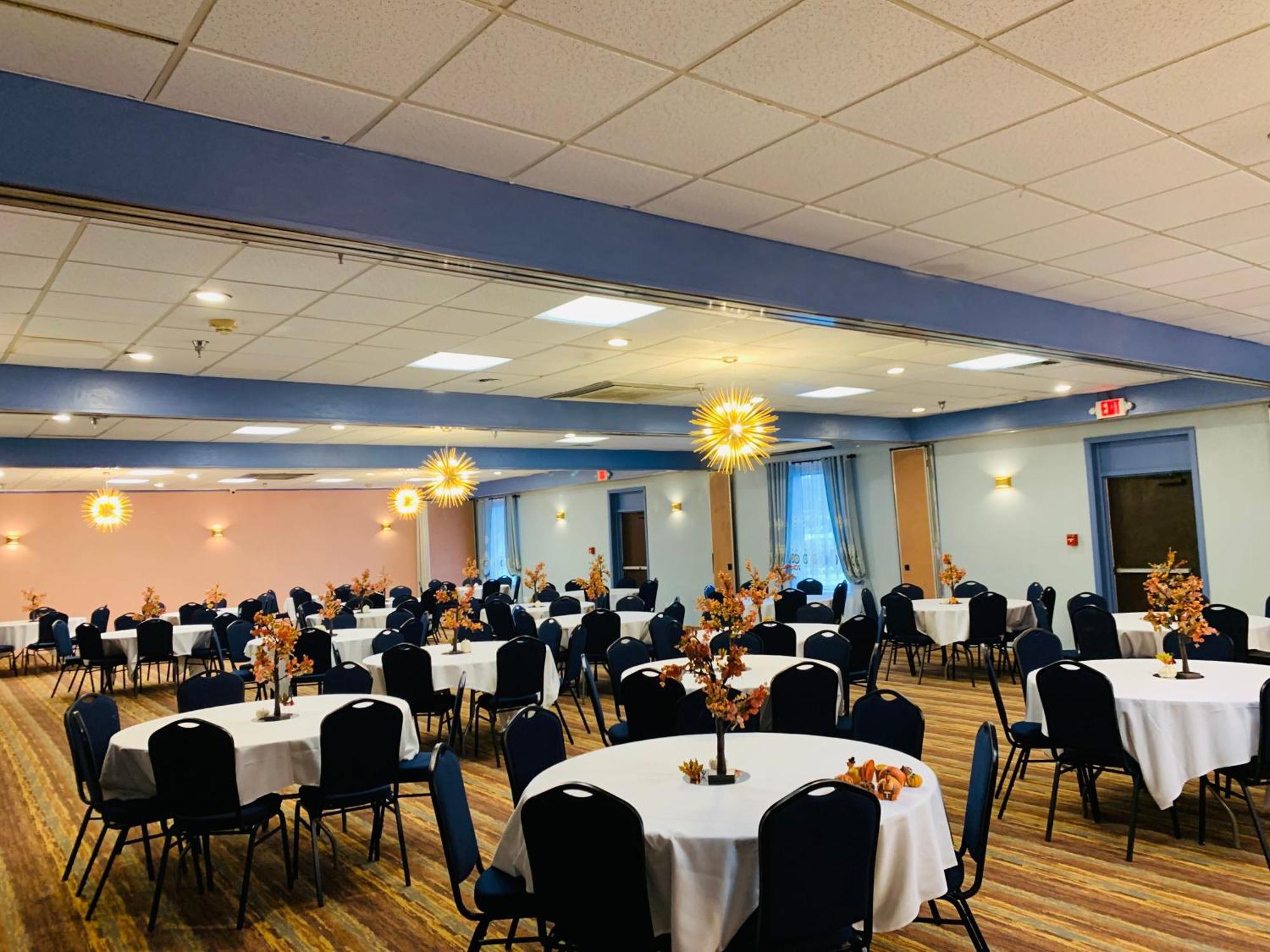 Albany Airport Inn Екстер'єр фото