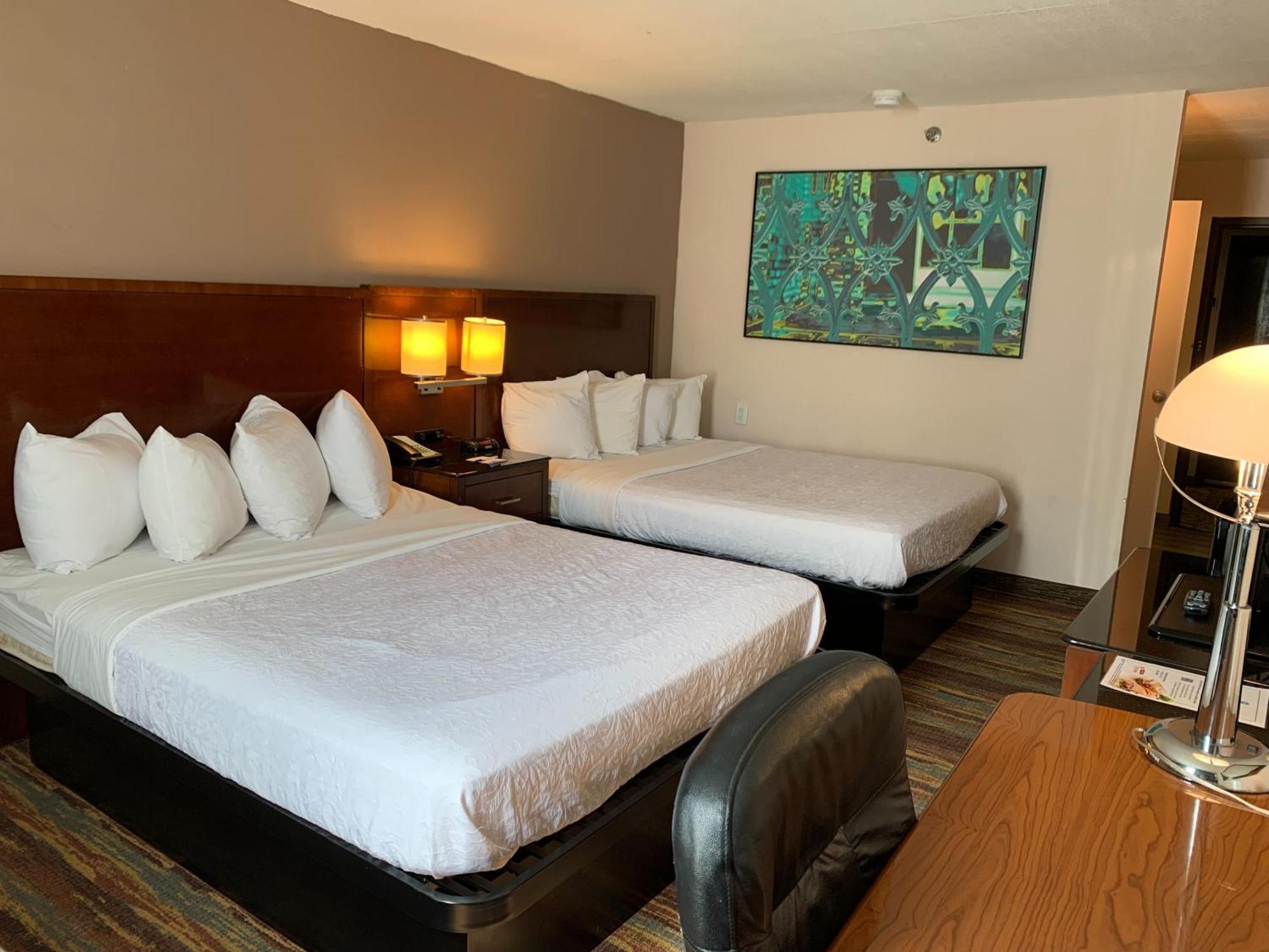Albany Airport Inn Екстер'єр фото