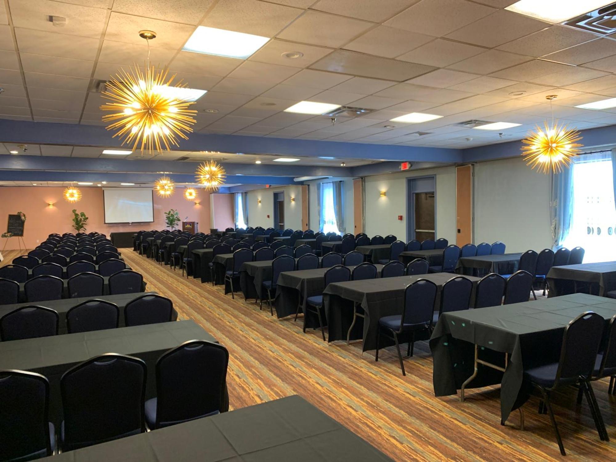 Albany Airport Inn Екстер'єр фото